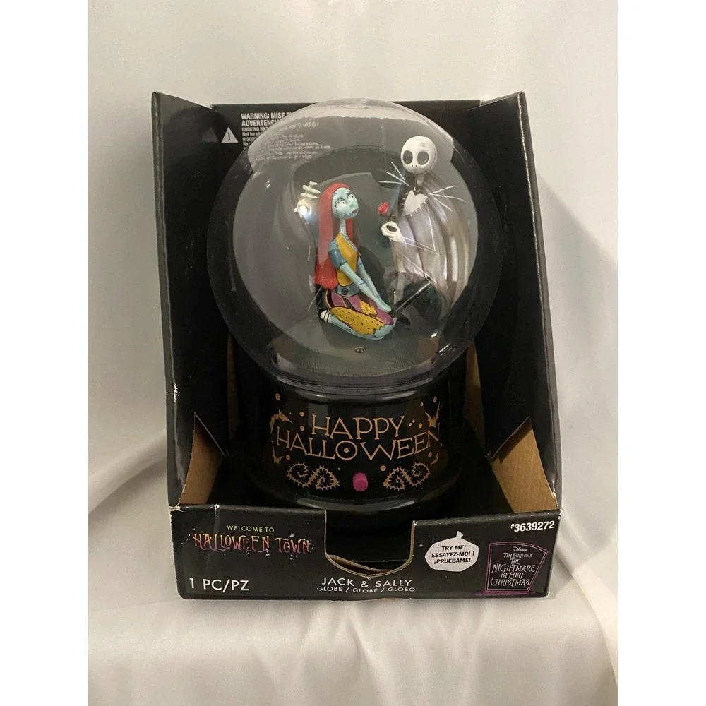 Disney Jack Skellington‎ & Sally Gemmy Halloween Light-Up Globe Plays Theme Song